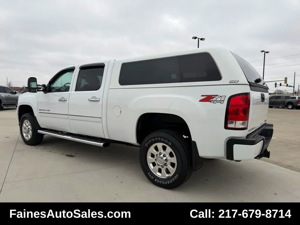 Used 2014 GMC Sierra 3500 Denali w/ Snow Plow Prep Package image 6