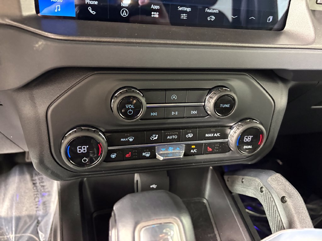 Certified 2025 Ford Bronco Badlands AWD/4WD image 18