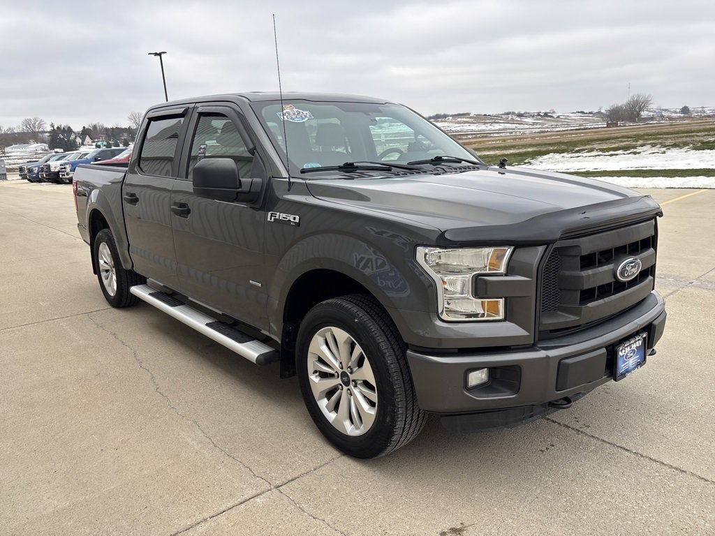 Used 2016 Ford F150 XL w/ Equipment Group 101A Mid image 3