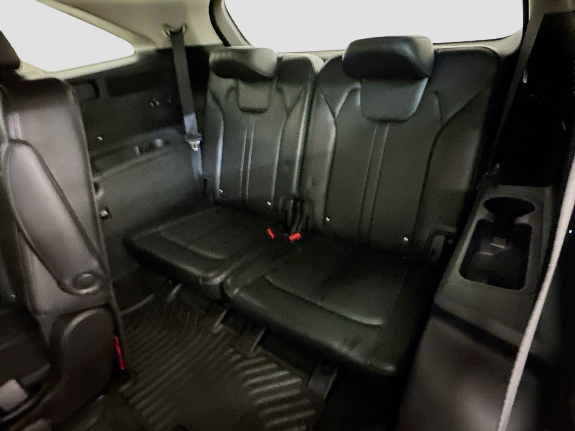 Used 2024 Kia Sorento SX image 31