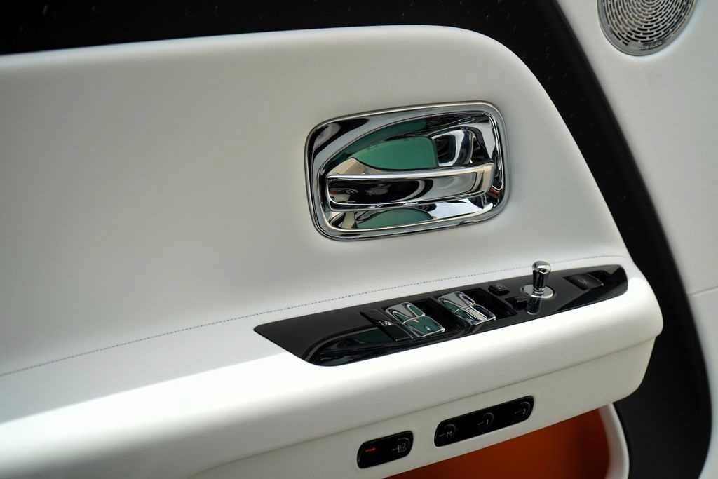 New 2024 Rolls-Royce Spectre w/ Spectre Launch Package AWD/4WD image 20