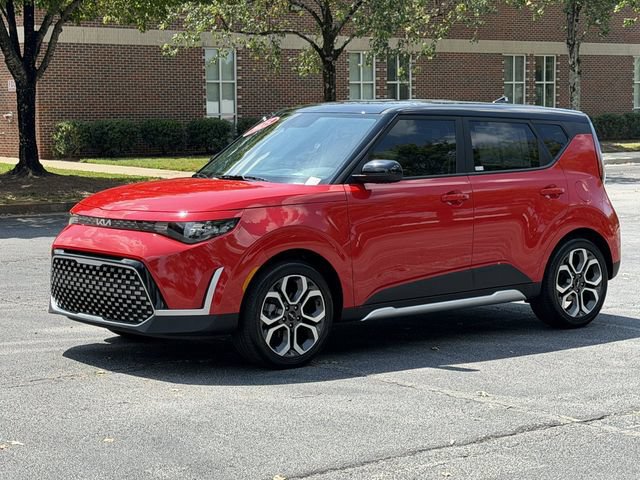 Certified 2025 Kia Soul EX FWD image 3