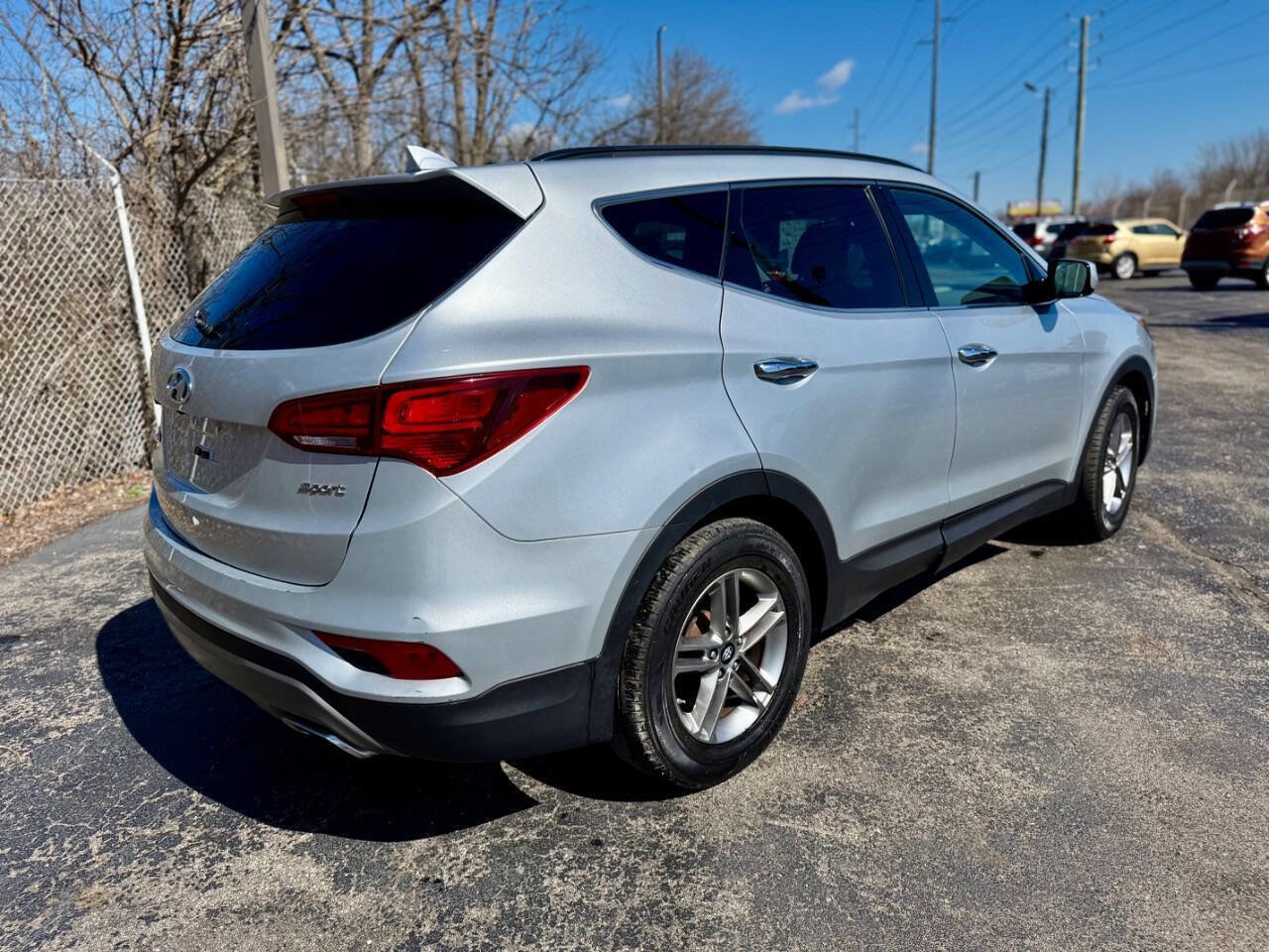 Used 2017 Hyundai Santa Fe Sport FWD image 5