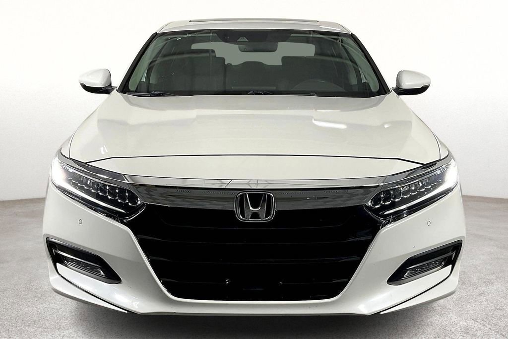 Used 2018 Honda Accord Touring image 5