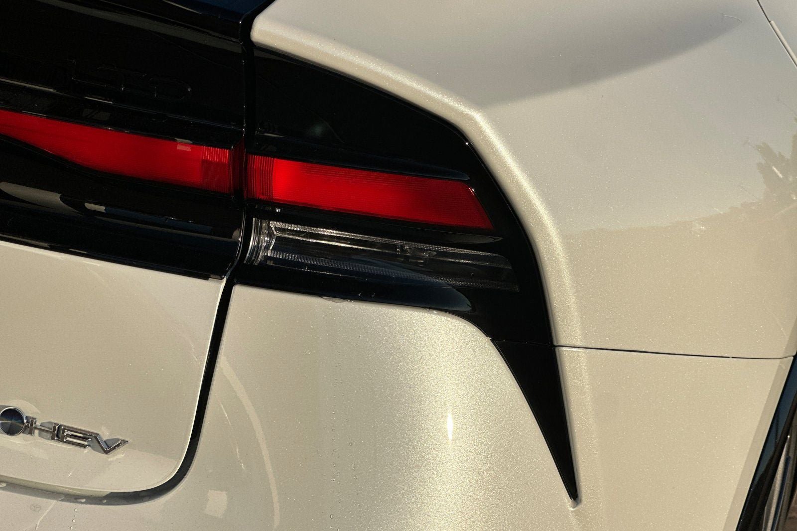 New 2026 Toyota Prius Limited FWD image 32