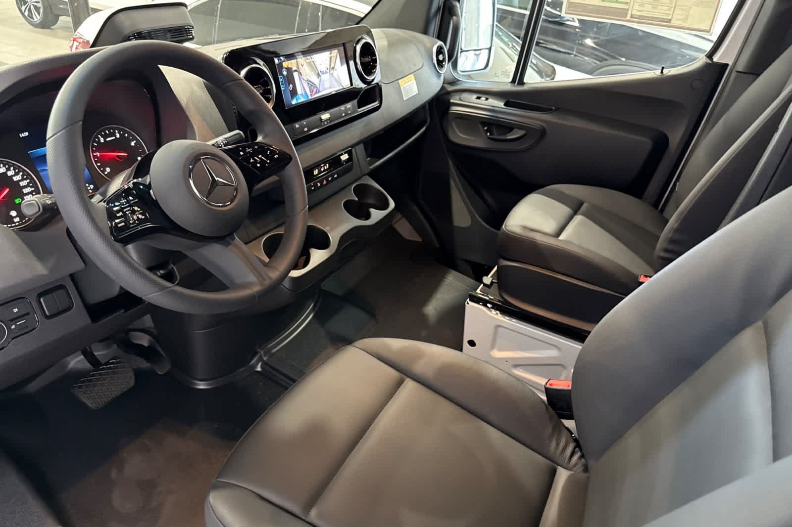 New 2026 Mercedes-Benz Sprinter 2500 image 9