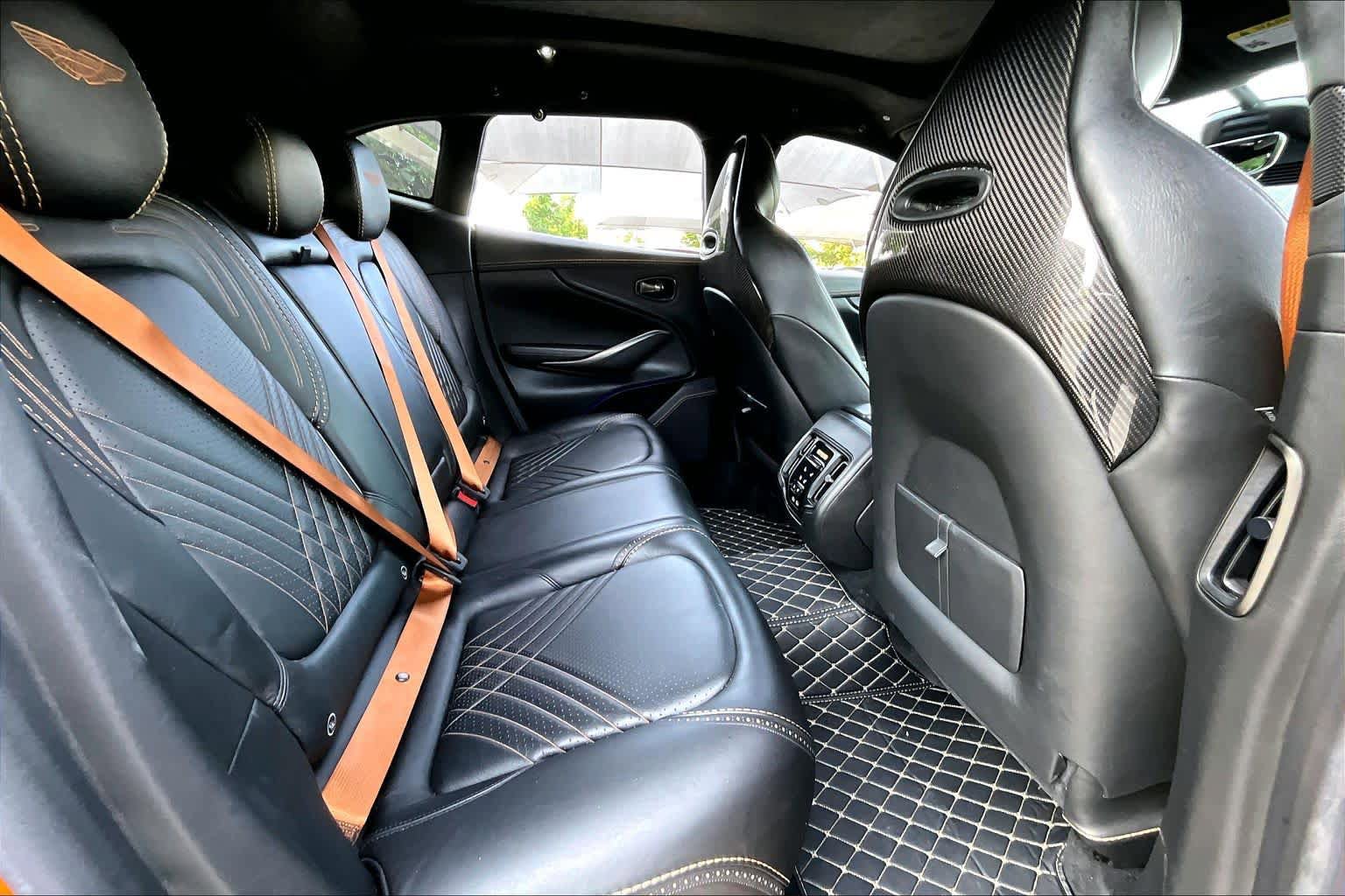 Used 2021 Aston Martin DBX AWD/4WD image 19