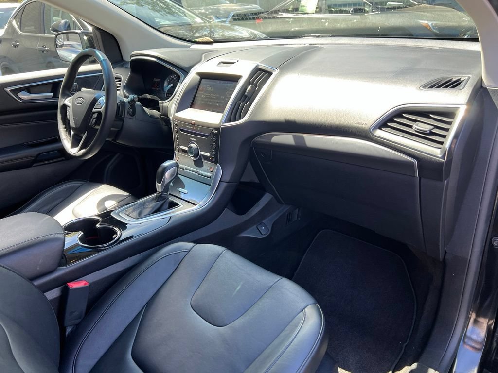 Used 2015 Ford Edge Titanium AWD/4WD image 24