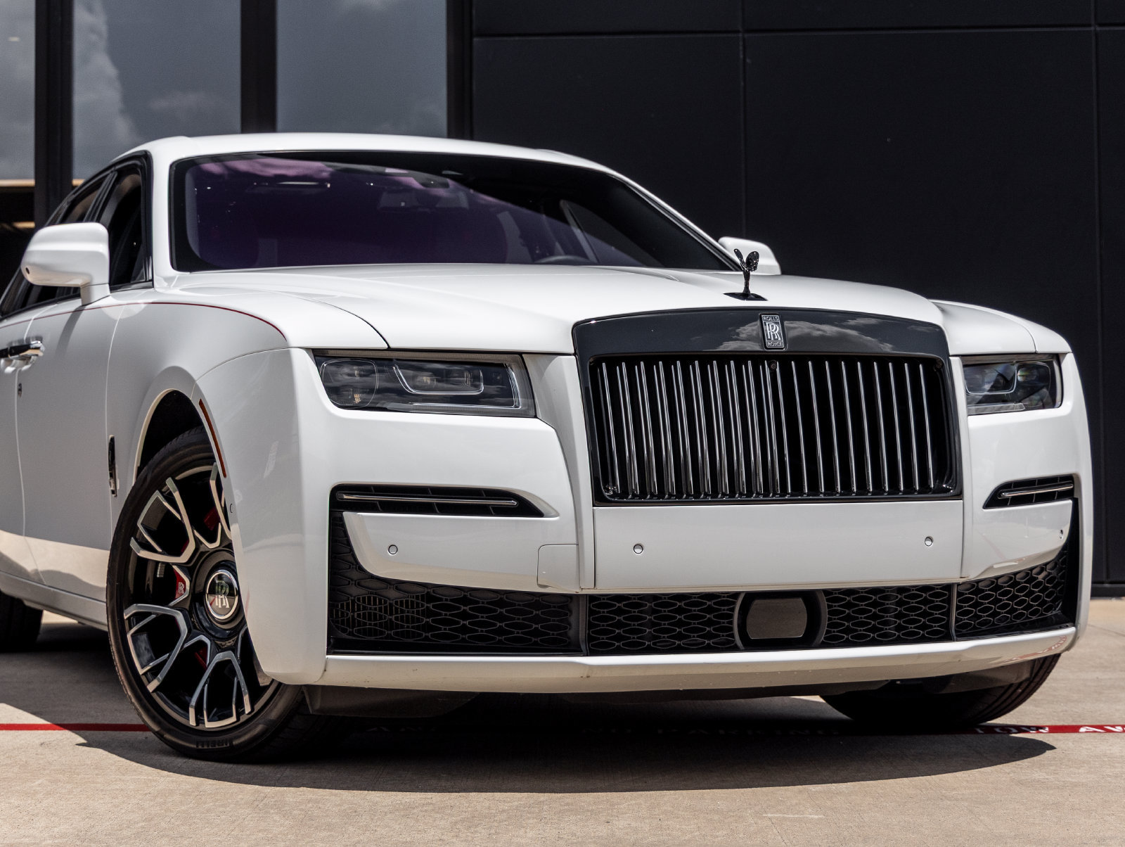Used 2023 Rolls-Royce Ghost Black Badge w/ Black Badge Ghost Package AWD/4WD image 8