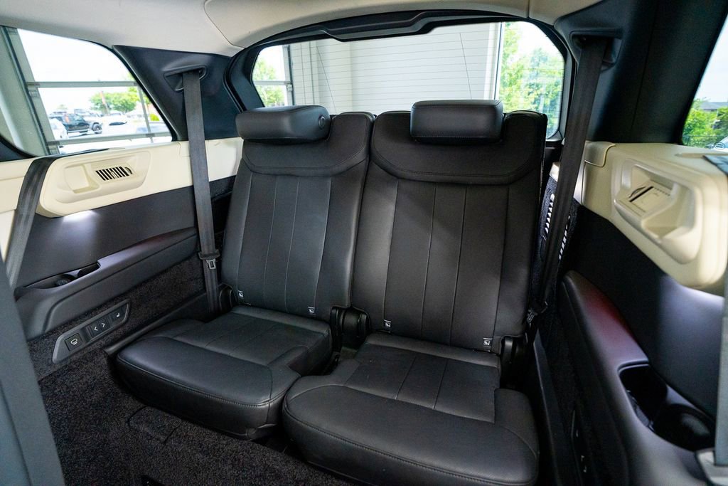 Used 2024 Land Rover Range Rover Long Wheelbase SE AWD/4WD image 51