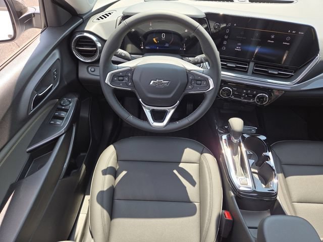 New 2026 Chevrolet Trax ACTIV w/ Sunroof Package FWD image 23