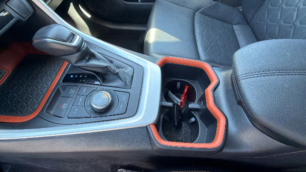 Used 2024 Toyota RAV4 Adventure image 13