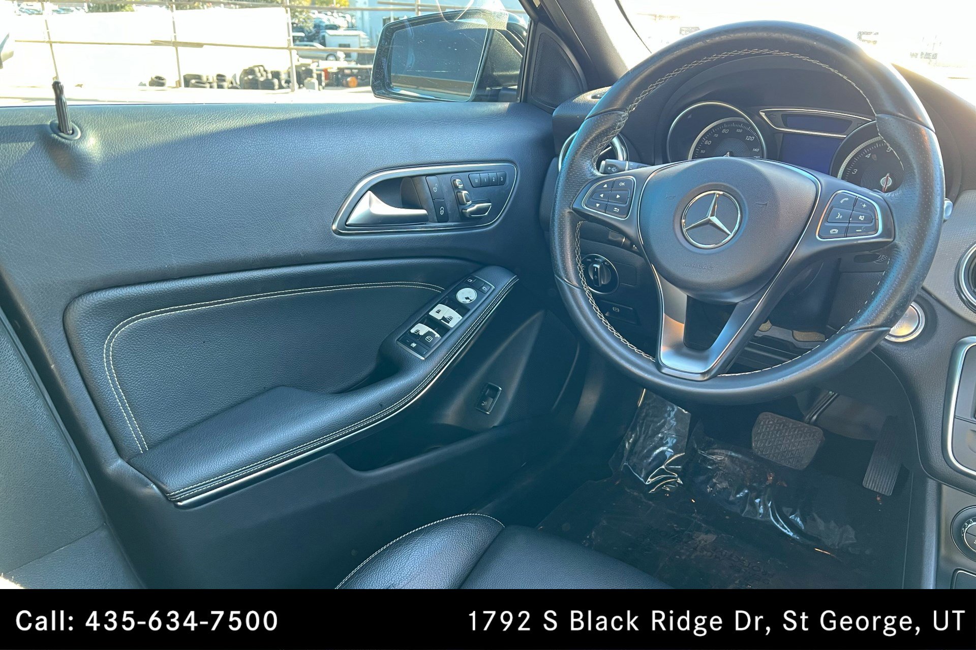 Certified 2018 Mercedes-Benz GLA 250 w/ Premium Package image 11