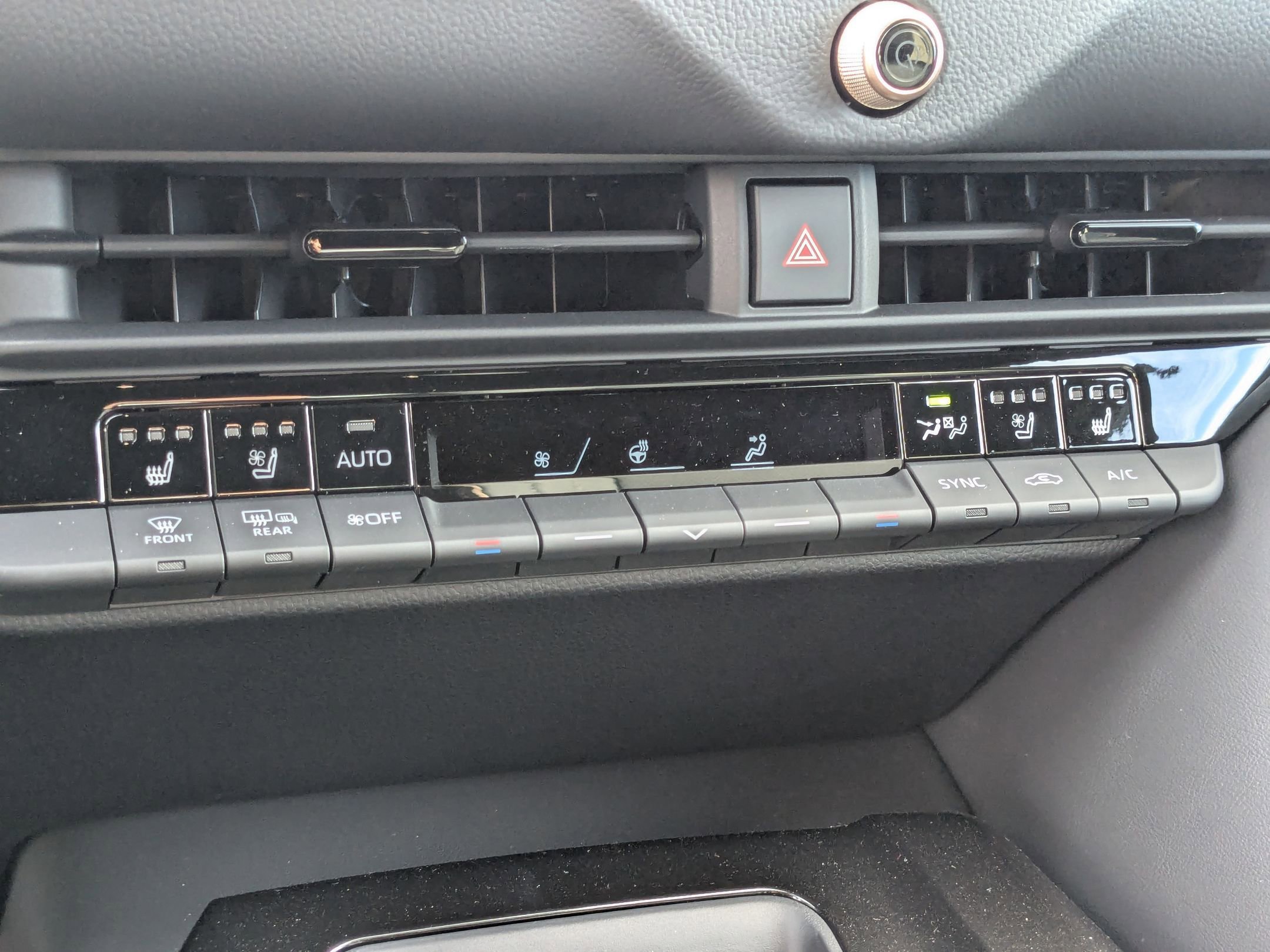 New 2026 Toyota Crown Platinum image 12