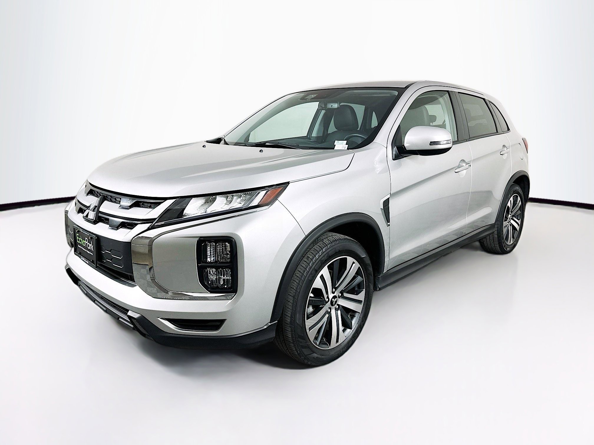 Used 2024 Mitsubishi Outlander Sport SE image 3