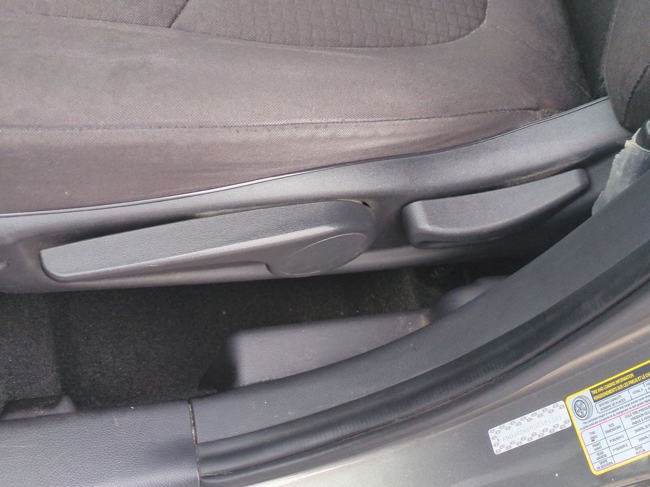Used 2013 Kia Soul FWD image 17