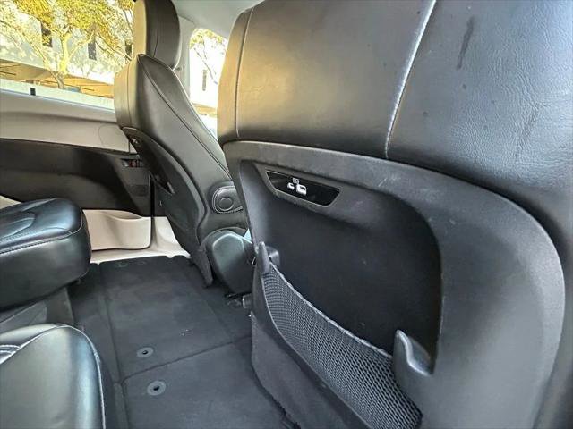Certified 2023 Chrysler Pacifica Touring-L FWD image 33