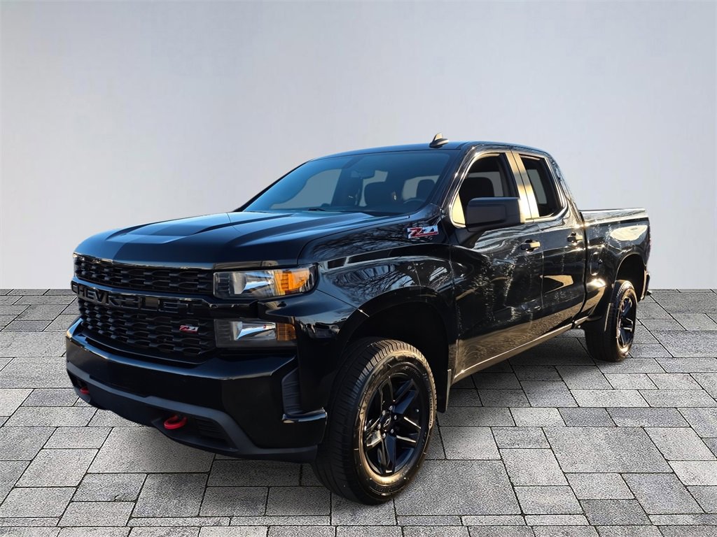 Used 2019 Chevrolet Silverado 1500 Custom Trail Boss w/ Custom Convenience Package image 3