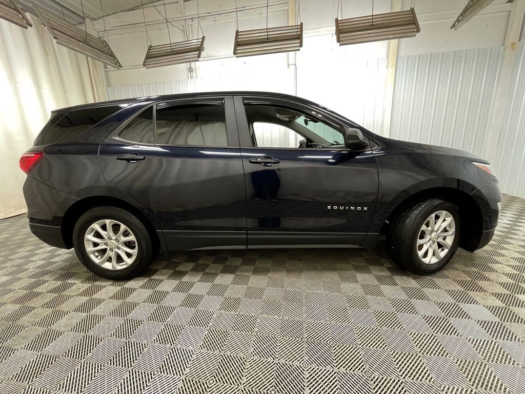 Certified 2021 Chevrolet Equinox LS w/ LS Convenience Package FWD image 17