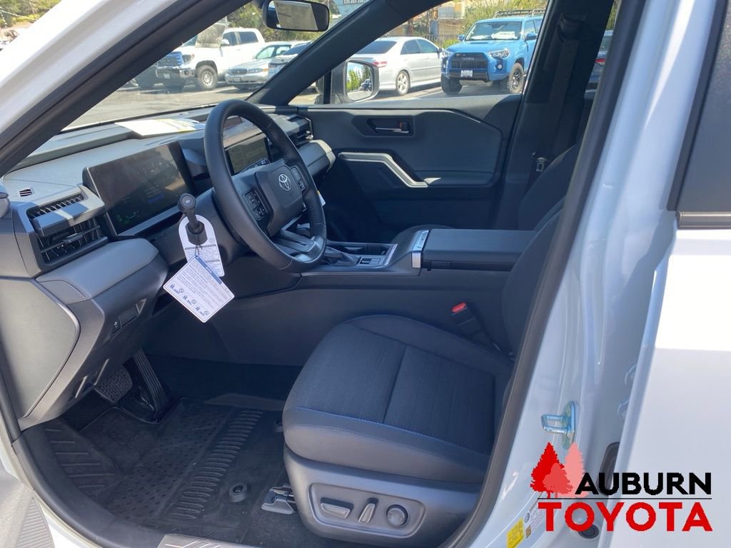 New 2026 Toyota RAV4 SE AWD/4WD image 28