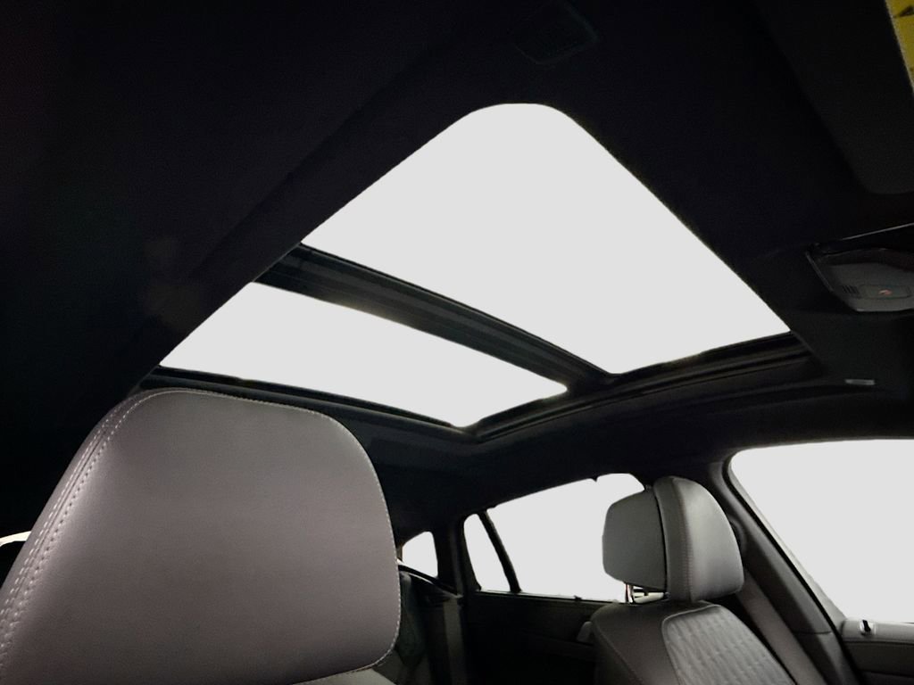 New 2026 BMW X6 M60i image 17