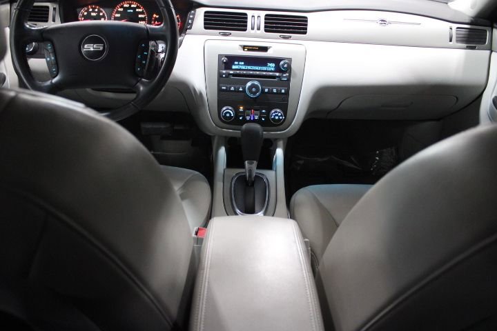 Used 2008 Chevrolet Impala SS w/ Convenience Package image 24