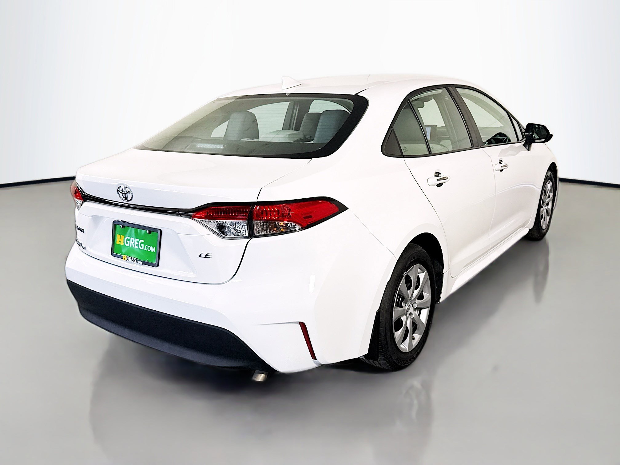 Used 2025 Toyota Corolla LE image 10