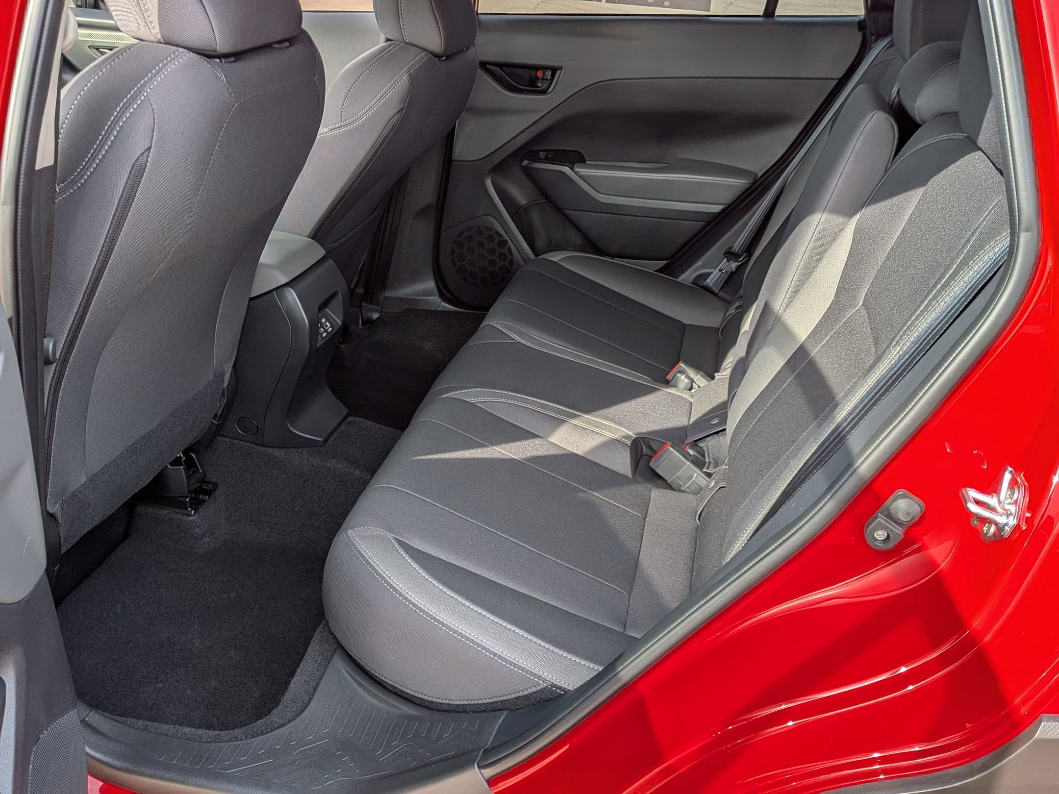 Certified 2025 Subaru Crosstrek 2.0i Premium image 27