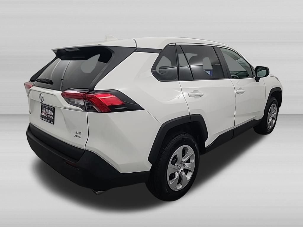 Used 2025 Toyota RAV4 LE AWD/4WD image 4