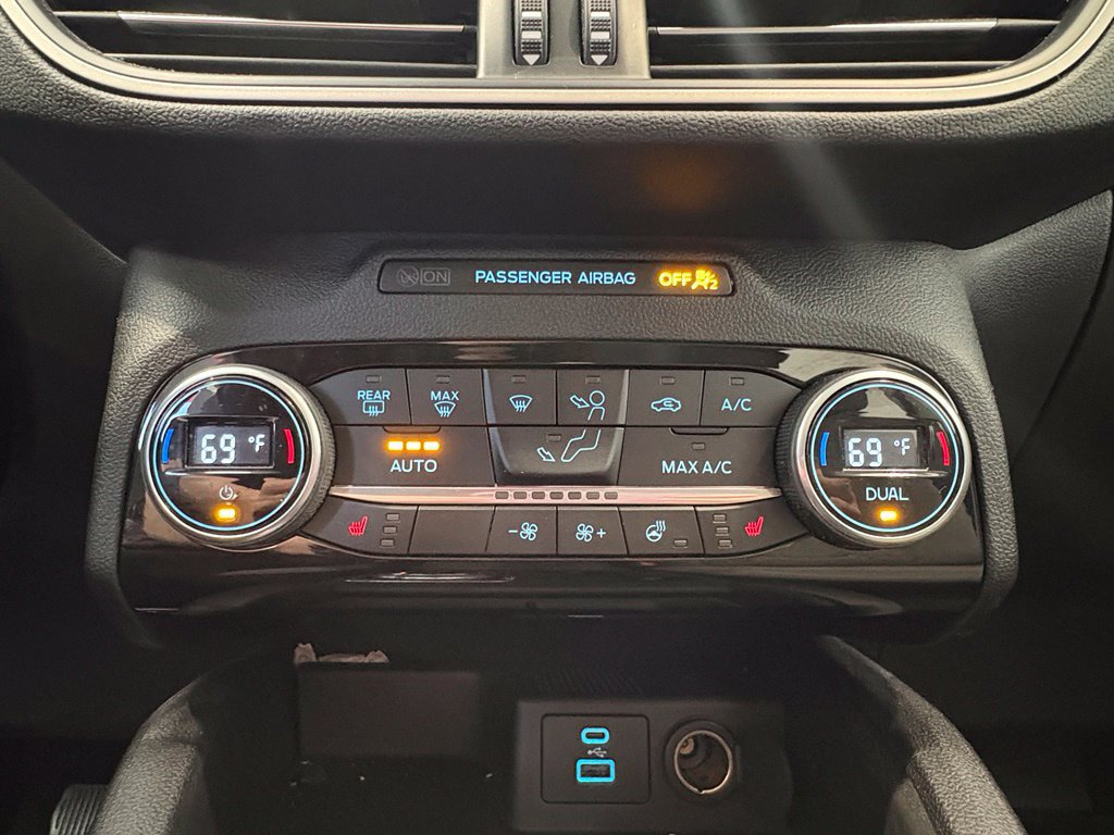 Used 2021 Ford Escape SE w/ Convenience Package AWD/4WD image 6