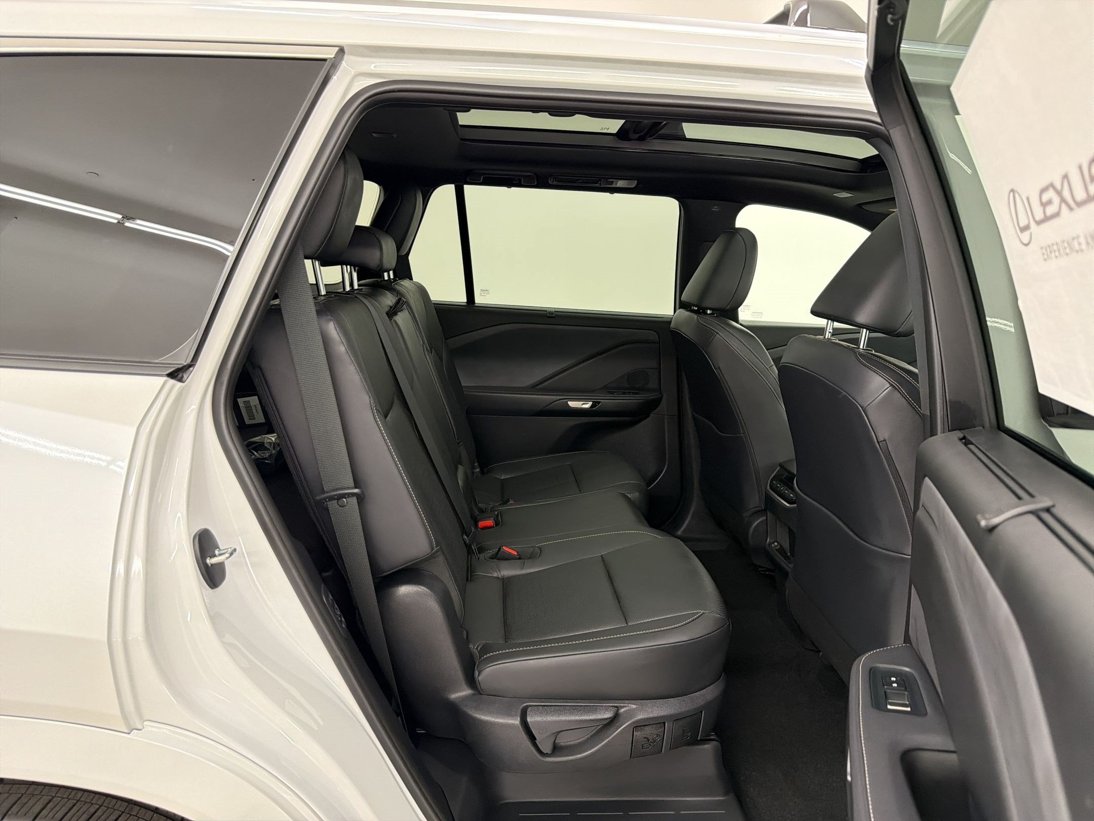 Certified 2026 Lexus TX 350 AWD w/ Technology Package image 29