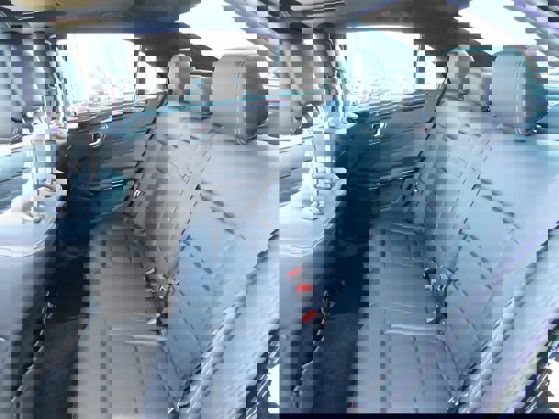 Used 2014 Mercedes-Benz E 350 Sedan image 17