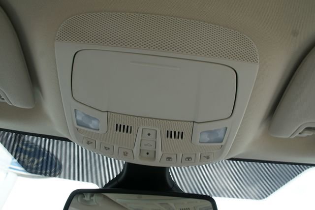 Certified 2022 Ford Edge Titanium w/ Class II Trailer Tow Package image 24