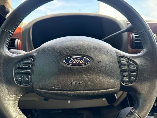 Used 2006 Ford F350 4x4 Crew Cab DRW Super Duty image 18