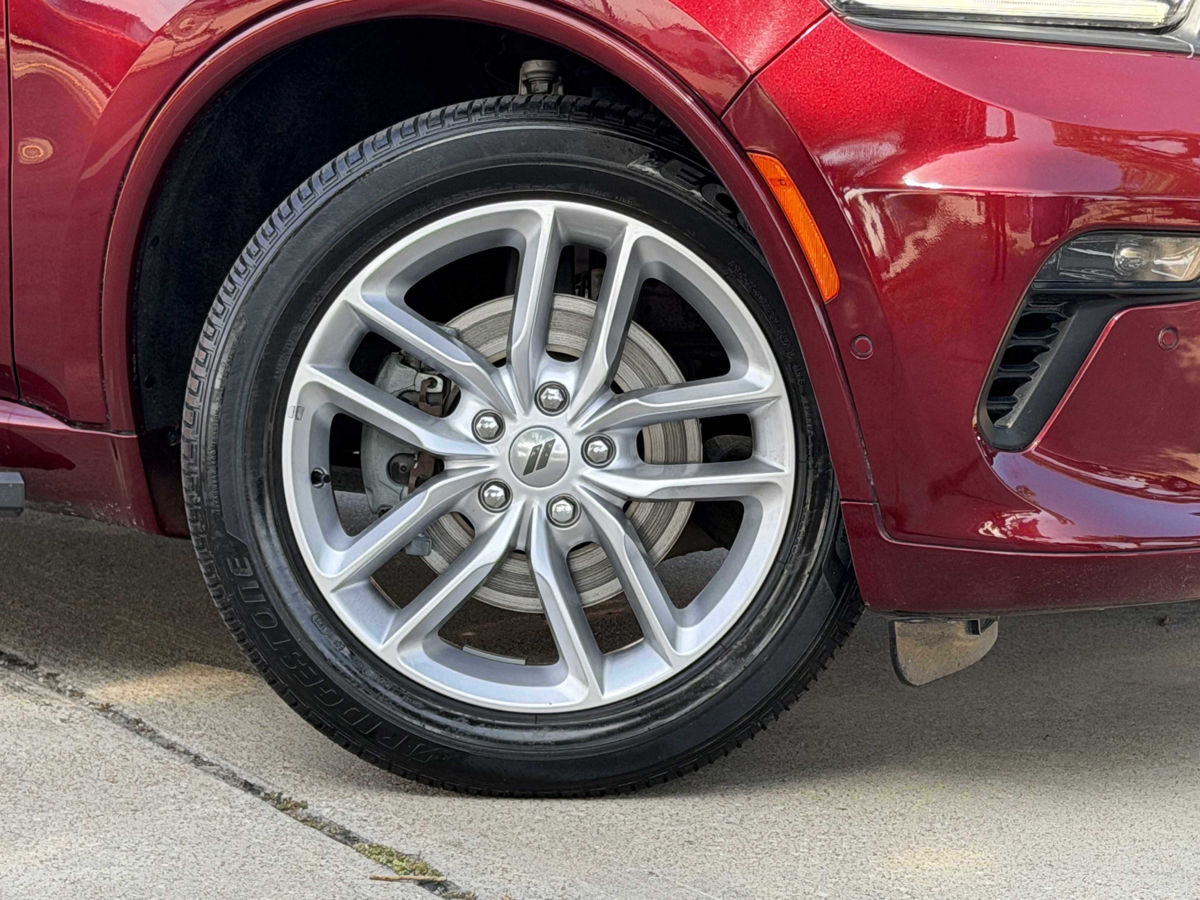Used 2023 Dodge Durango R/T RWD image 3