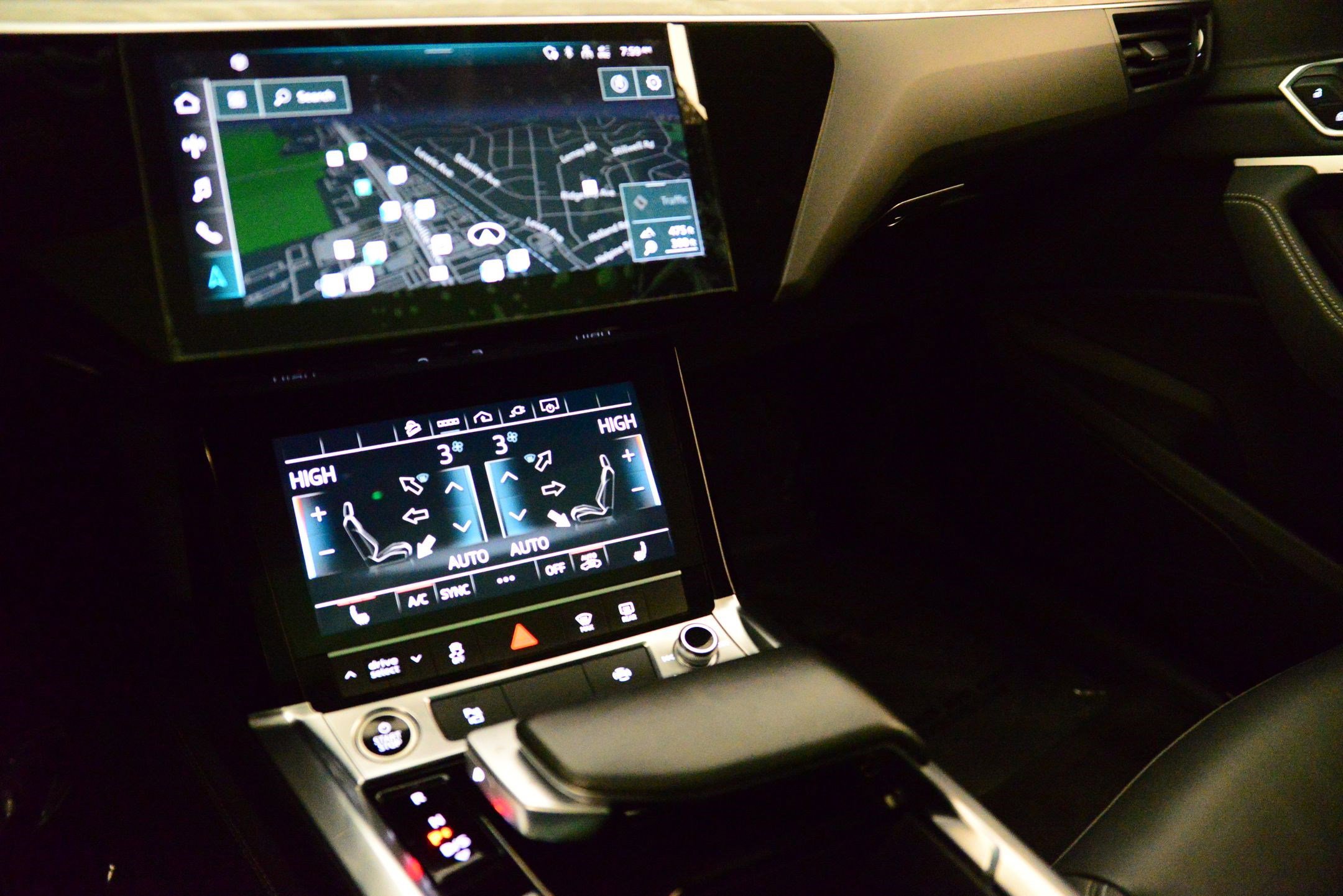 Certified 2021 Audi e-tron Premium image 28