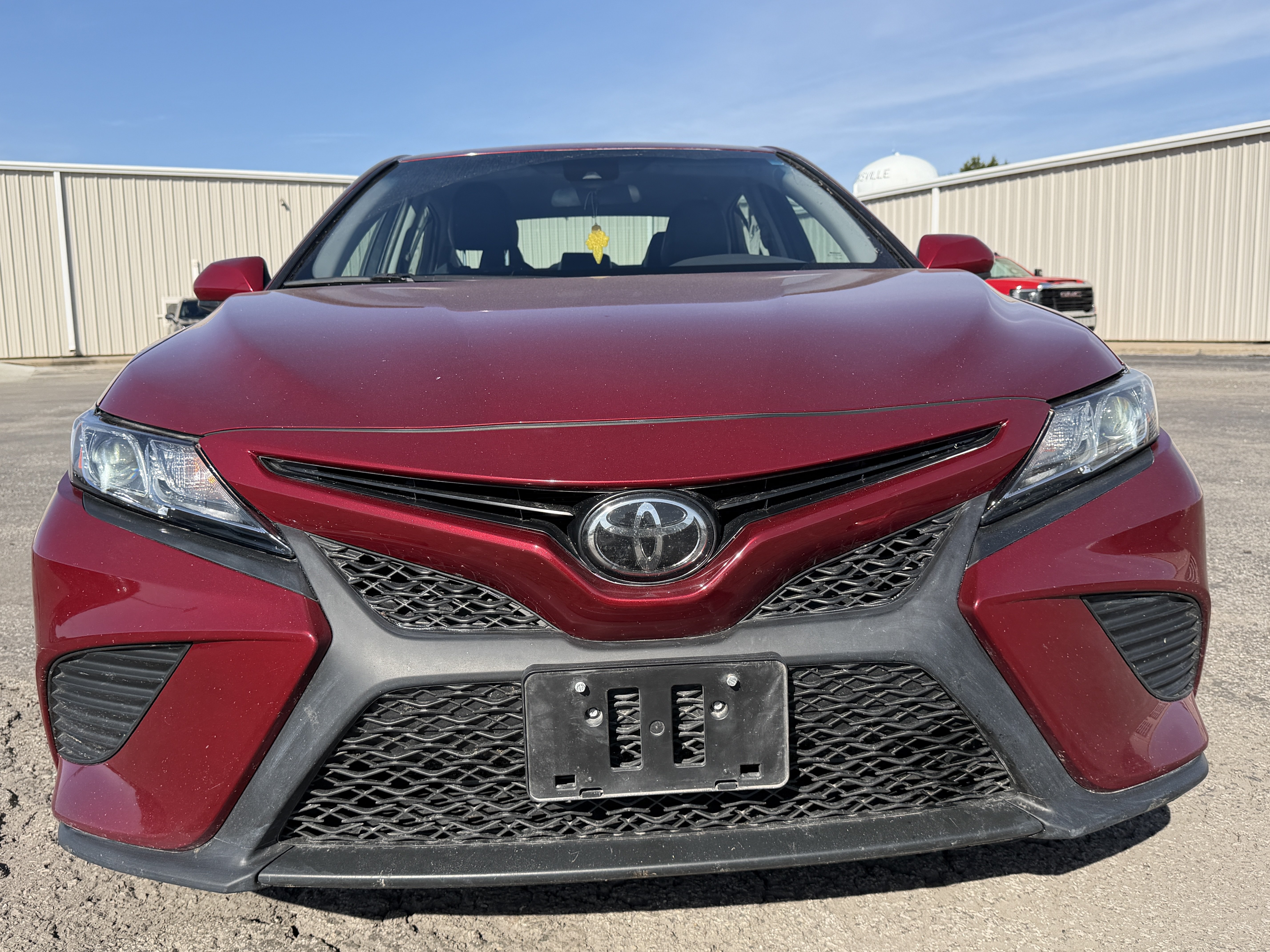 Used 2018 Toyota Camry SE FWD image 7