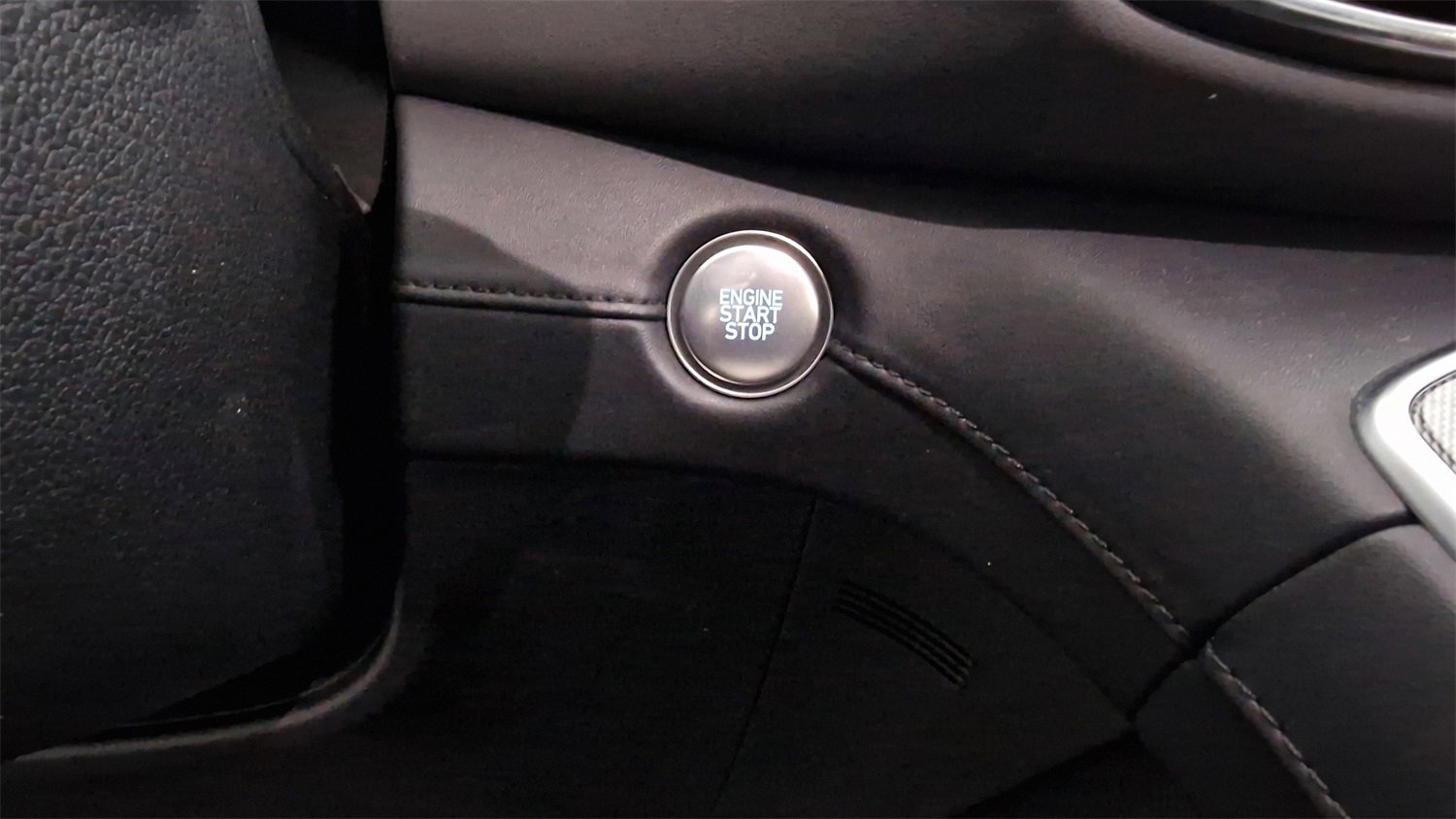 Used 2023 Hyundai Santa Fe Limited image 23