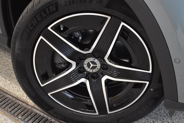 New 2026 Mercedes-Benz GLC 300 4MATIC image 31