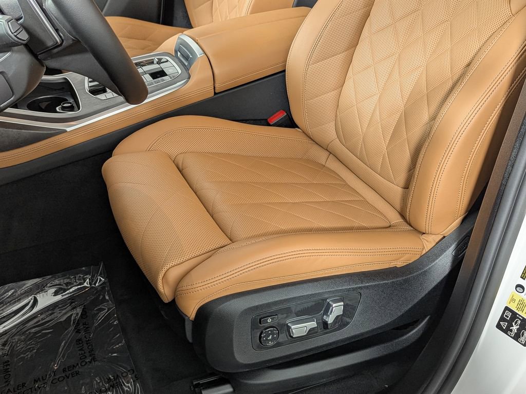 Certified 2023 BMW X7 xDrive40i image 20