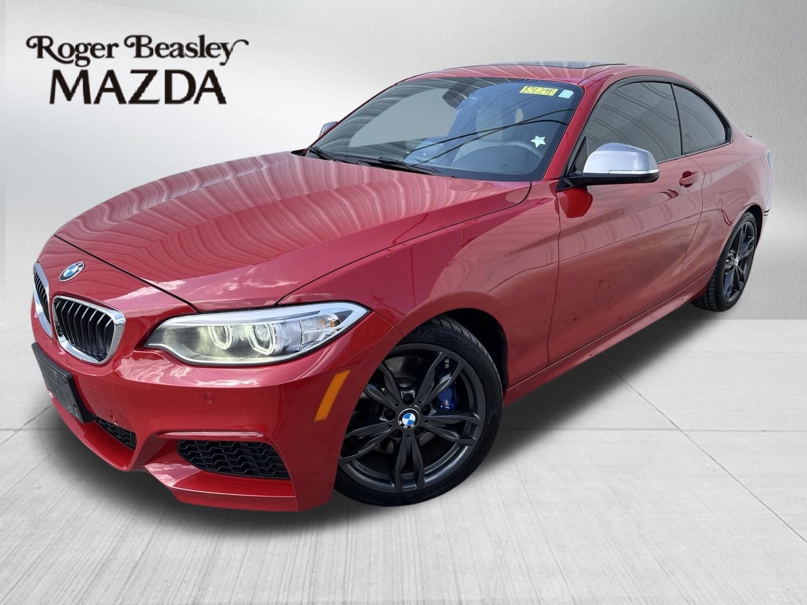 Used 2016 BMW M235i Coupe RWD image 1