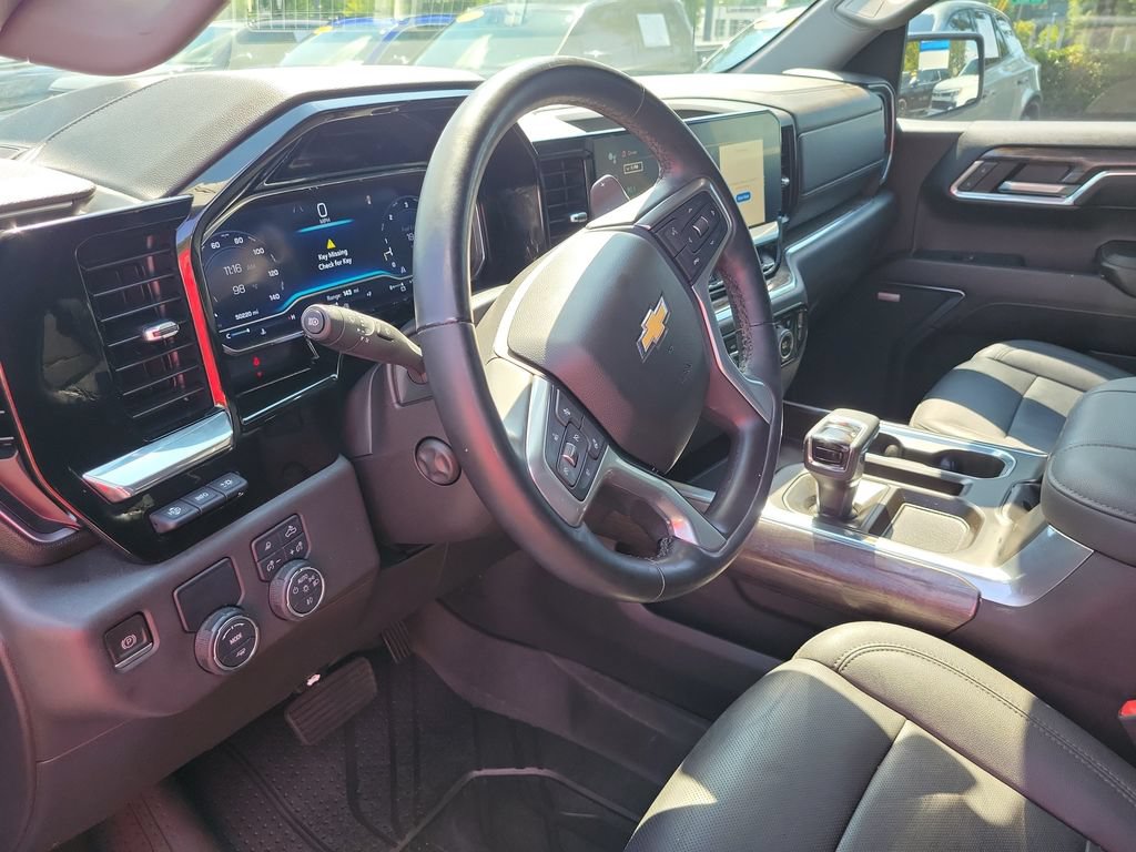 Used 2023 Chevrolet Silverado 1500 LTZ w/ Technology Package RWD image 18