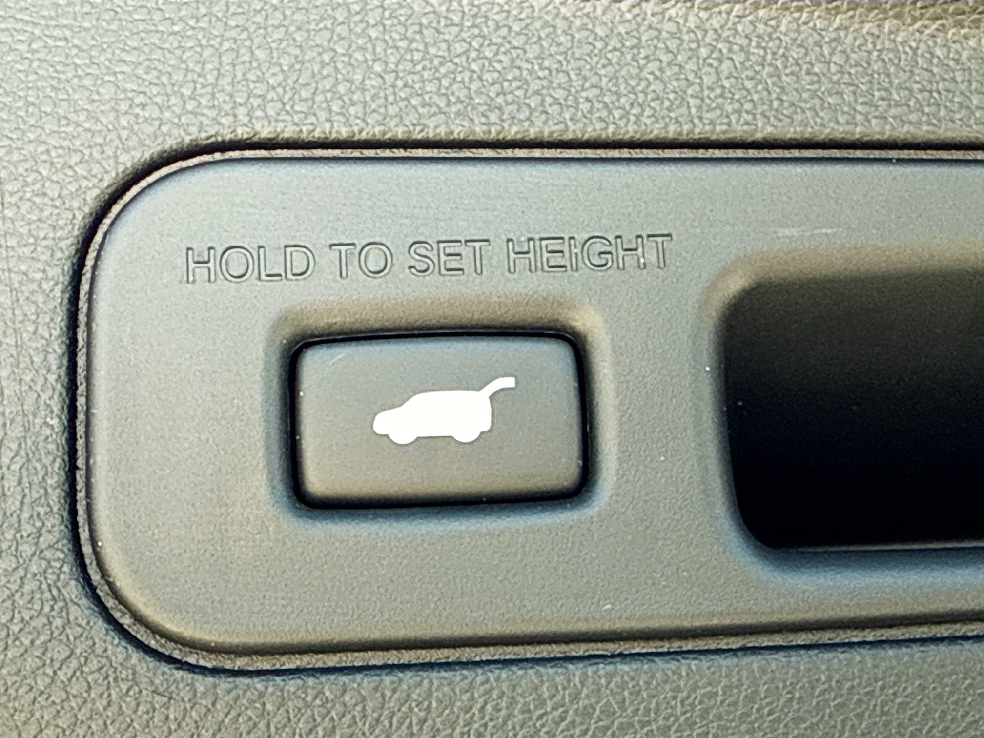 Used 2025 Acura MDX SH-AWD w/ Advance Package image 13