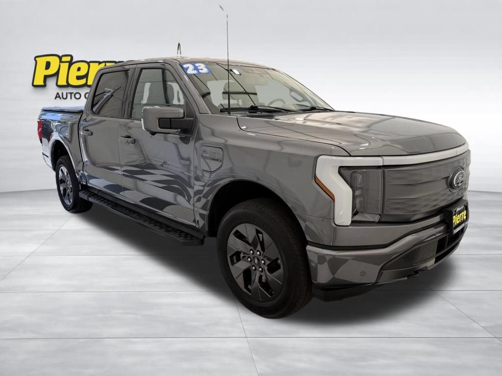 Used 2023 Ford F150 Lightning Lariat AWD/4WD image 8