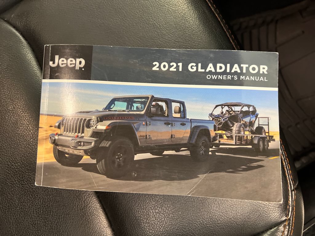 Used 2021 Jeep Gladiator Mojave w/ Dual Top Group AWD/4WD image 31