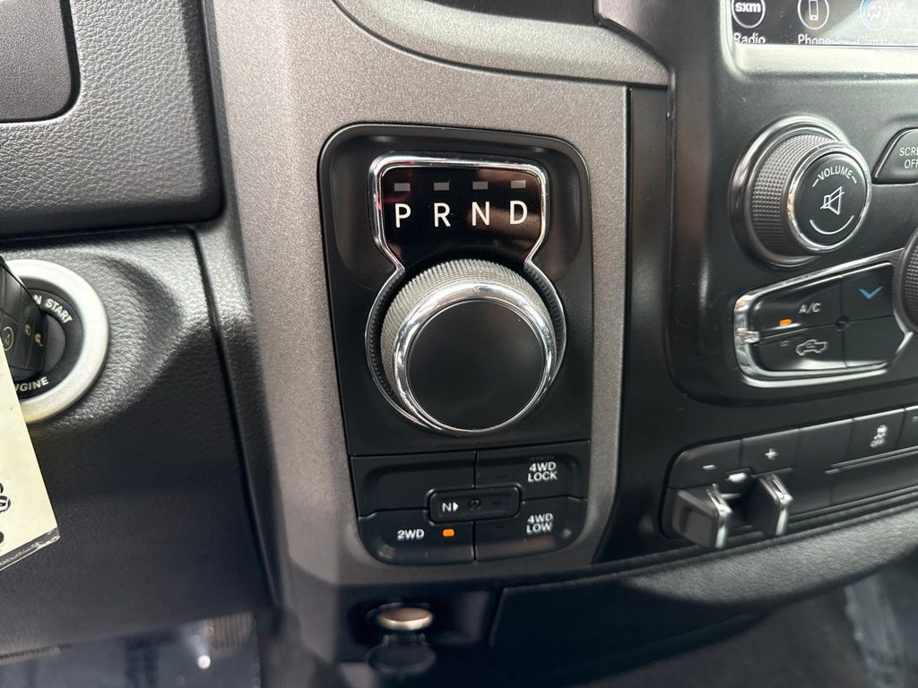Certified 2018 RAM 1500 Express AWD/4WD image 15