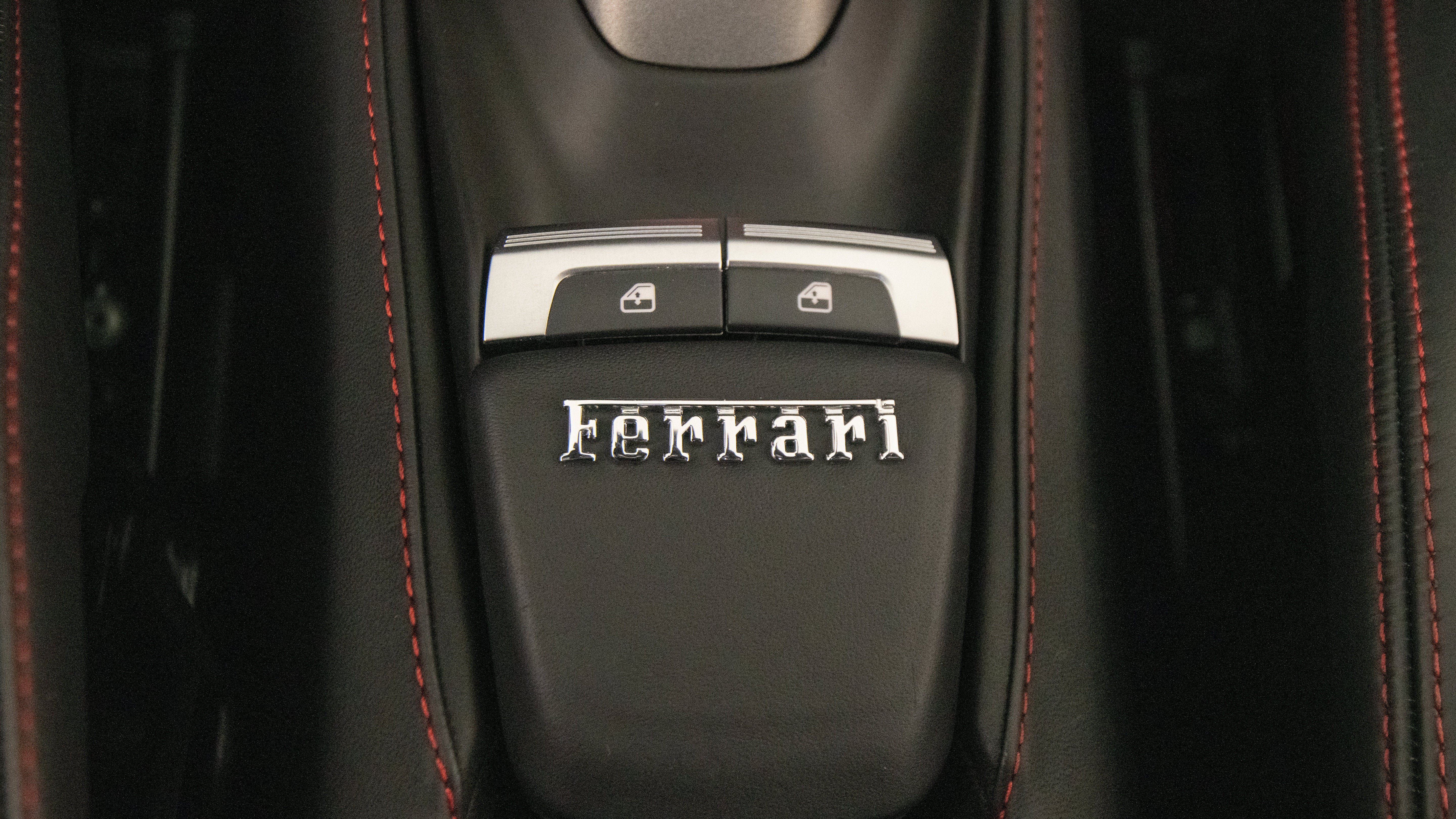 Certified 2018 Ferrari 488 GTB RWD image 34