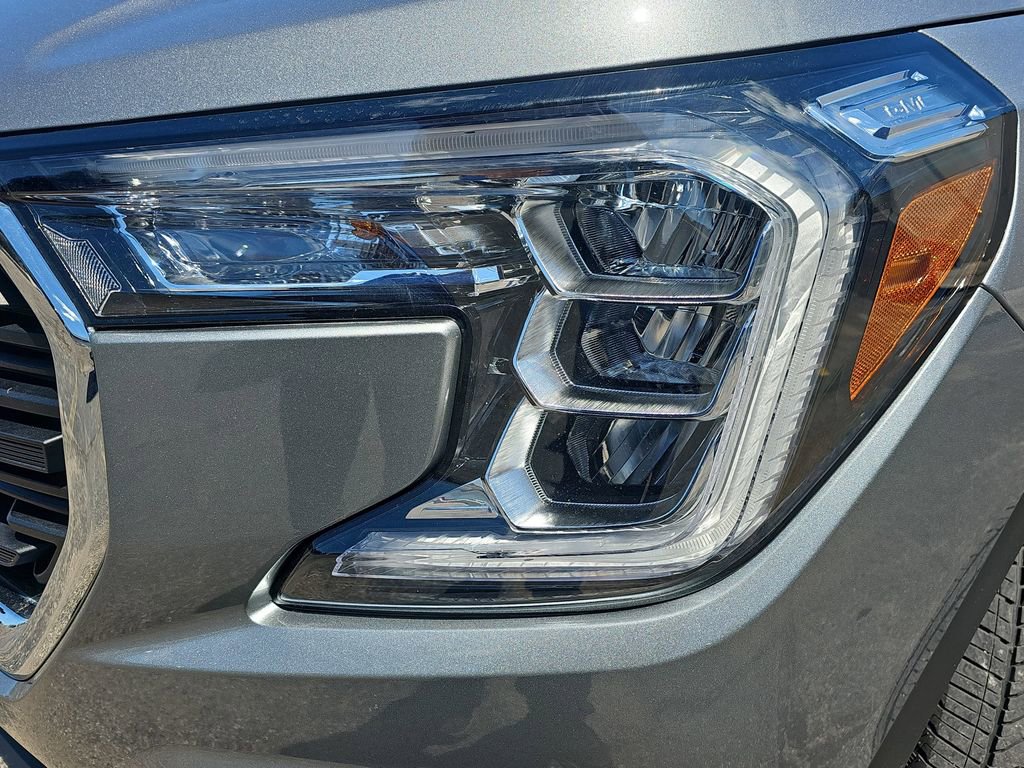 Certified 2023 GMC Terrain SLE w/ Driver Convenience Package AWD/4WD image 37