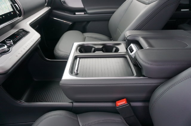 New 2026 Ford Expedition Max Active RWD image 31