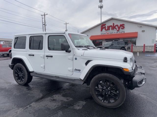 Used 2025 Jeep Wrangler Unlimited Sahara image 1
